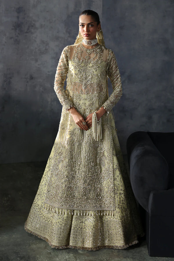 Orazio – Embroidered organza shirt with tilla, sequins, pearls, embellished lehenga, and panni-work organza dupatta.