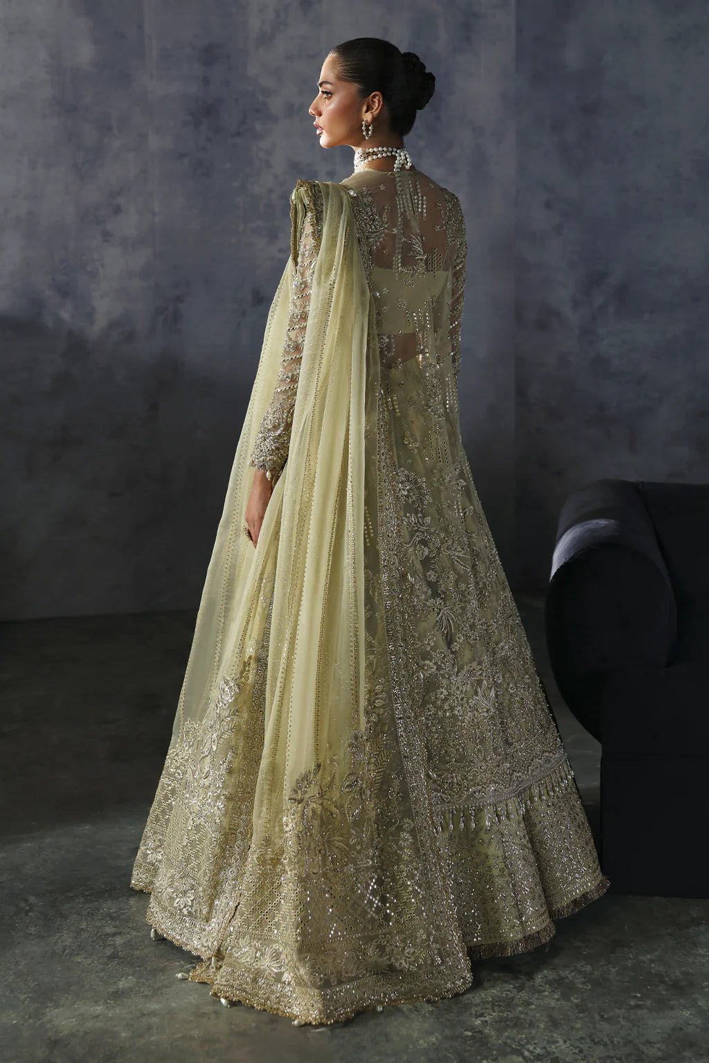 Orazio – Embroidered organza shirt with tilla, sequins, pearls, embellished lehenga, and panni-work organza dupatta.