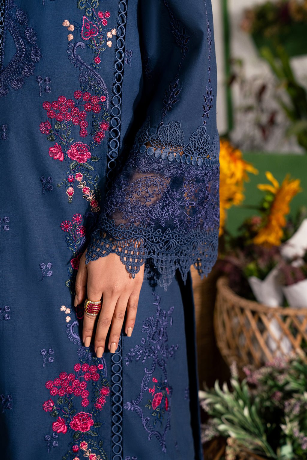 3 PIECE EMBROIDERED LAWN - AISEL (Luxury Lawn) - NEW NAMAL PRET