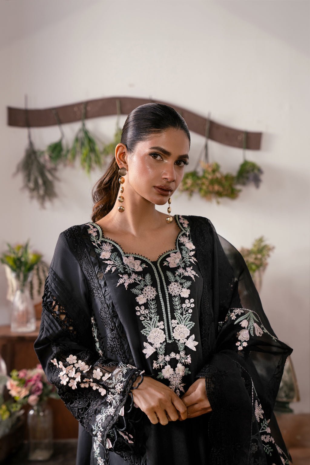 3 PIECE EMBROIDERED LAWN - SAFIA (Luxury Lawn) - NEW NAMAL PRET