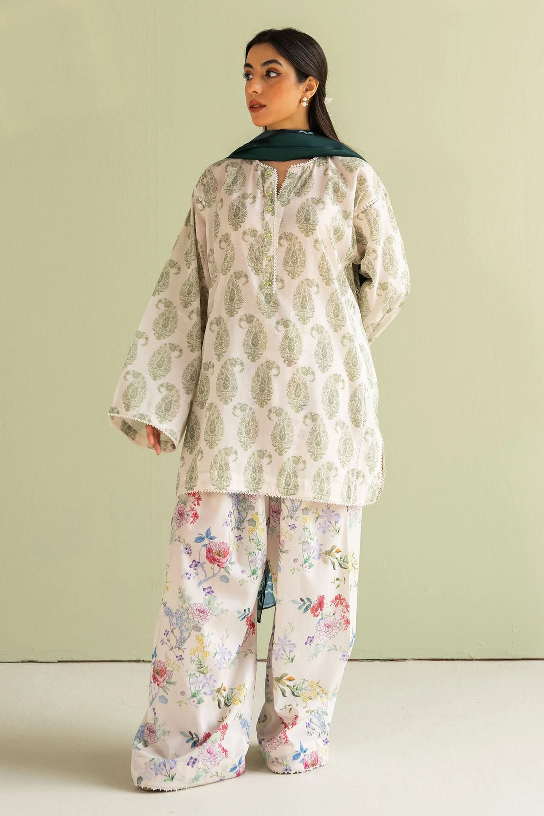 Ramadan Sale | 3-Piece Stitched Suit with Silk Dupatta | Namal Pret