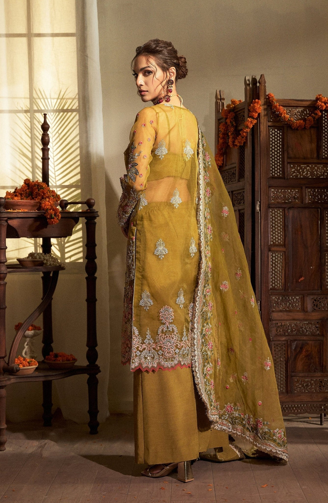 AMBER - NEW NAMAL PRET
