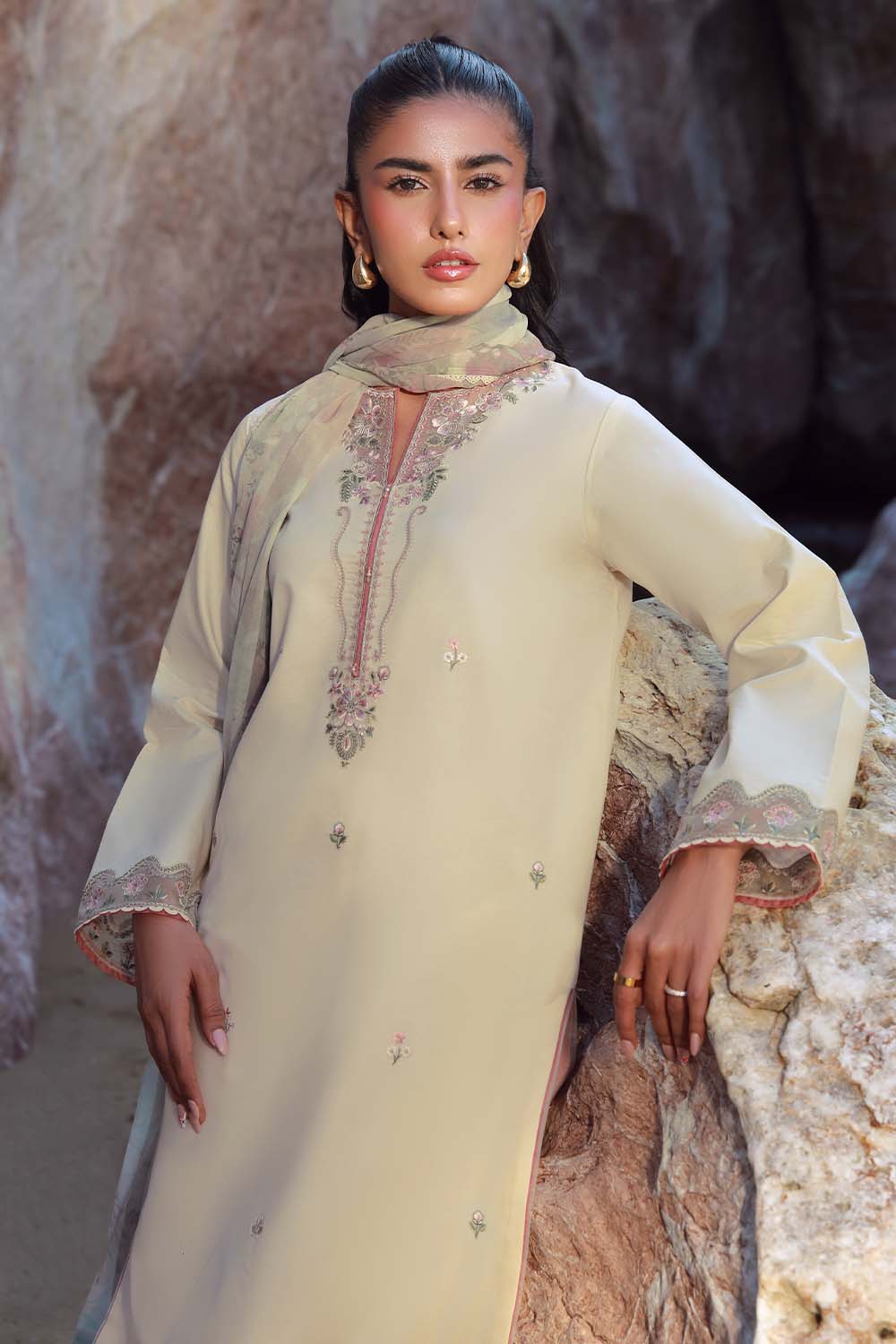 AYLIN - NEW NAMAL PRET
