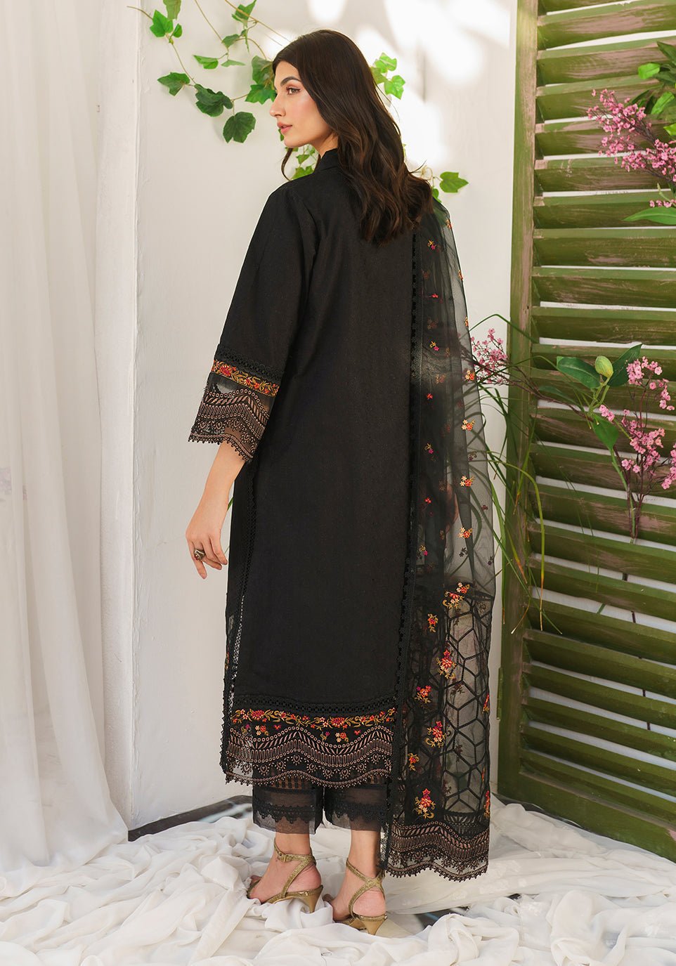 BL 007 Jardin Noir - NEW NAMAL PRET