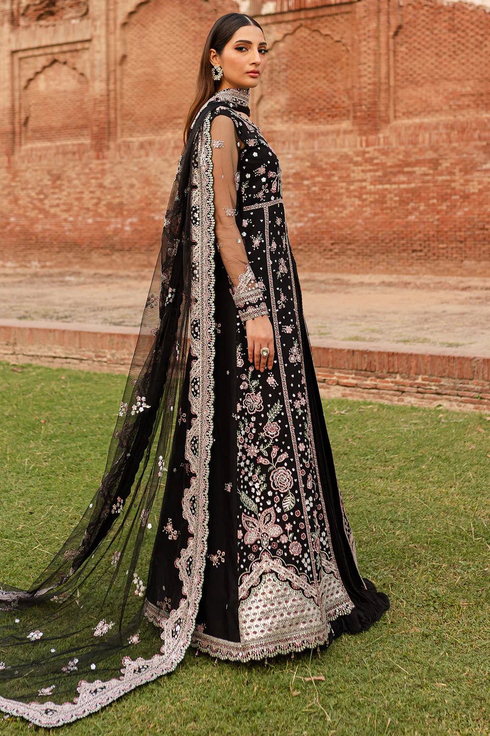 Black Regal - NEW NAMAL PRET