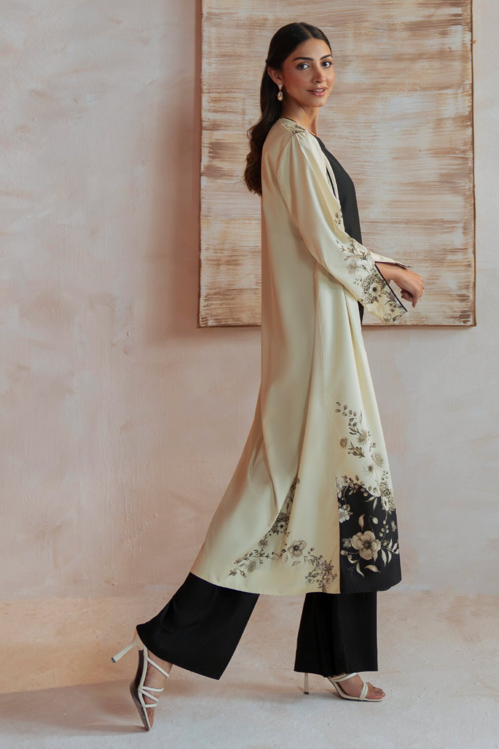 ELARA - NEW NAMAL PRET