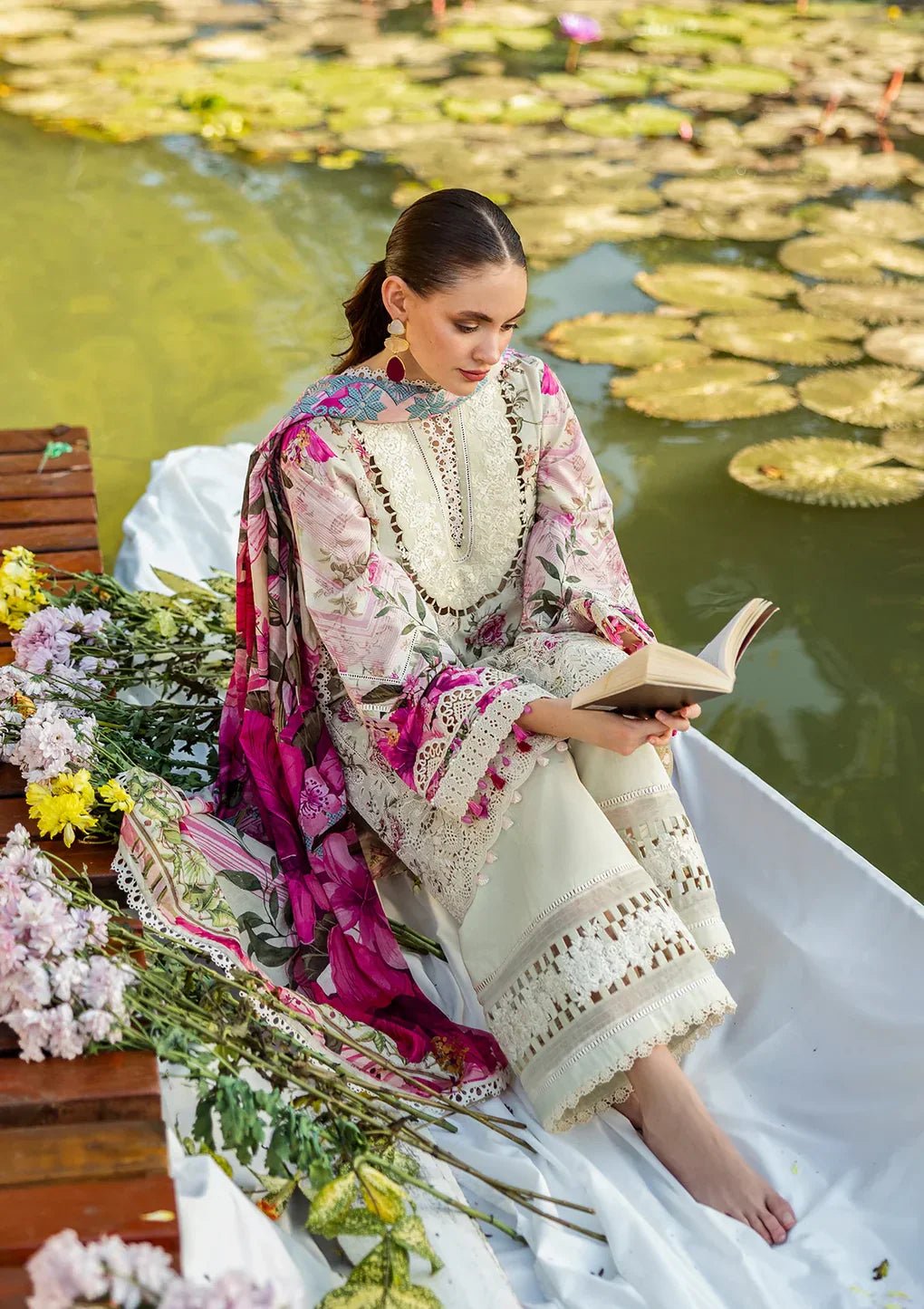 ELK - 06B ROSES & WHITES - NEW NAMAL PRET