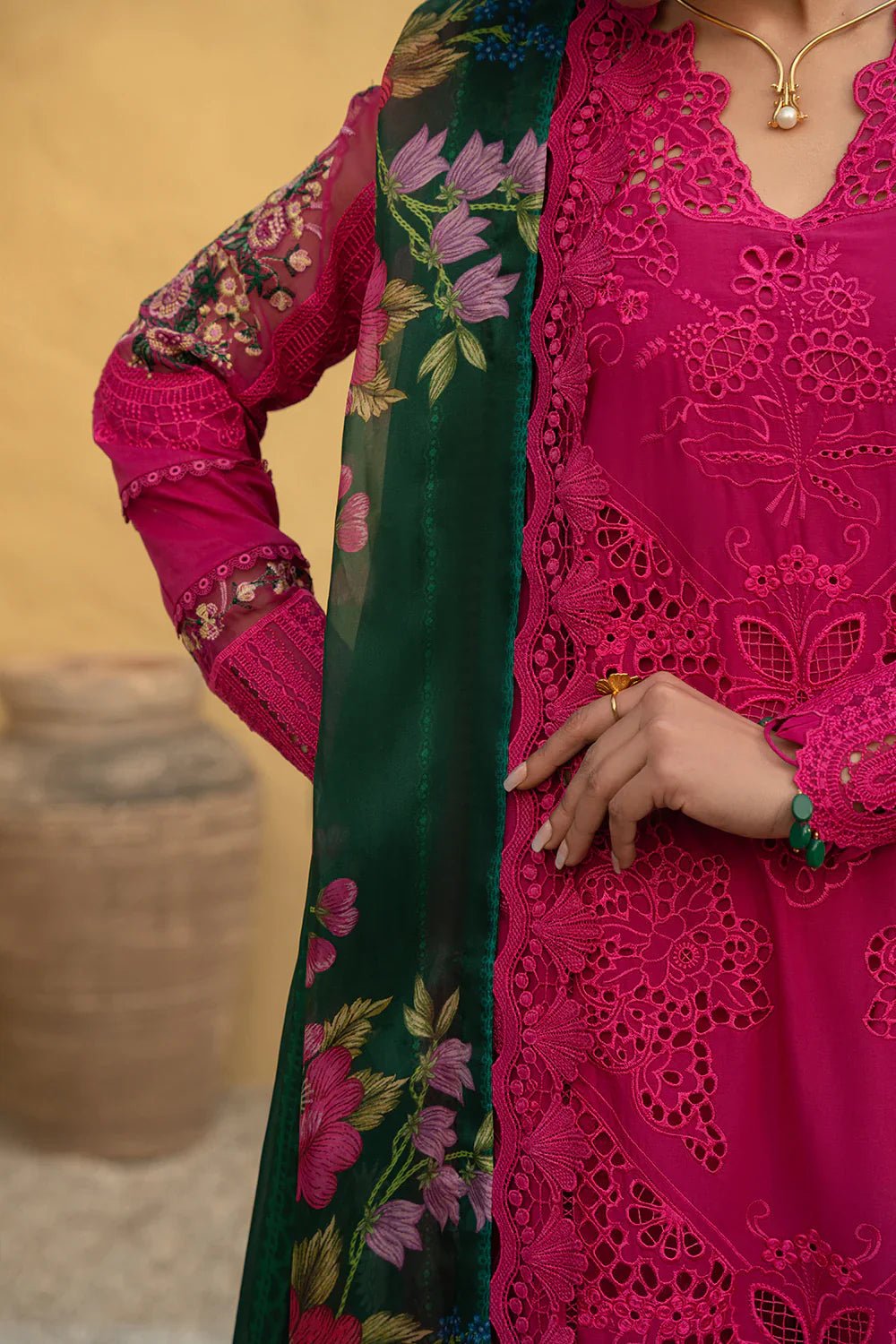ELODIE - SRL25 - 04 - NEW NAMAL PRET