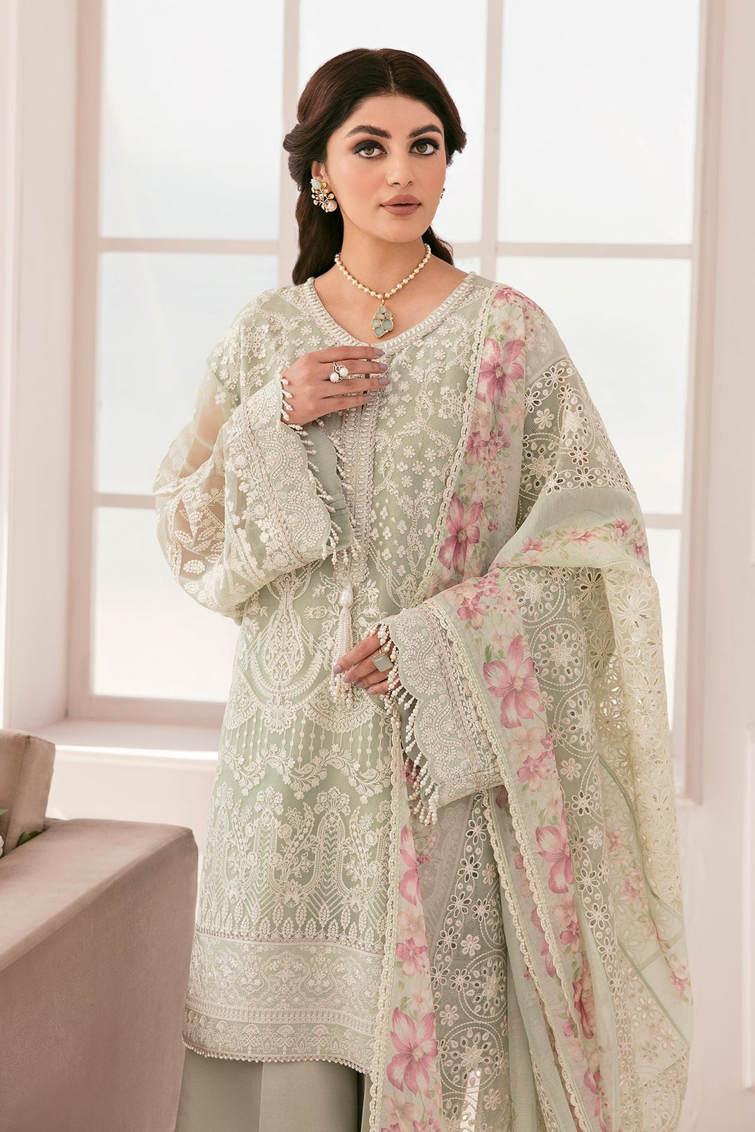 EMBROIDERED CHIFFON CH11 - 01 - NEW NAMAL PRET