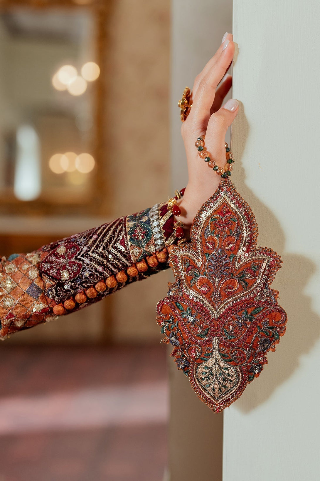 EMBROIDERED NET CH13 - 01 - NEW NAMAL PRET