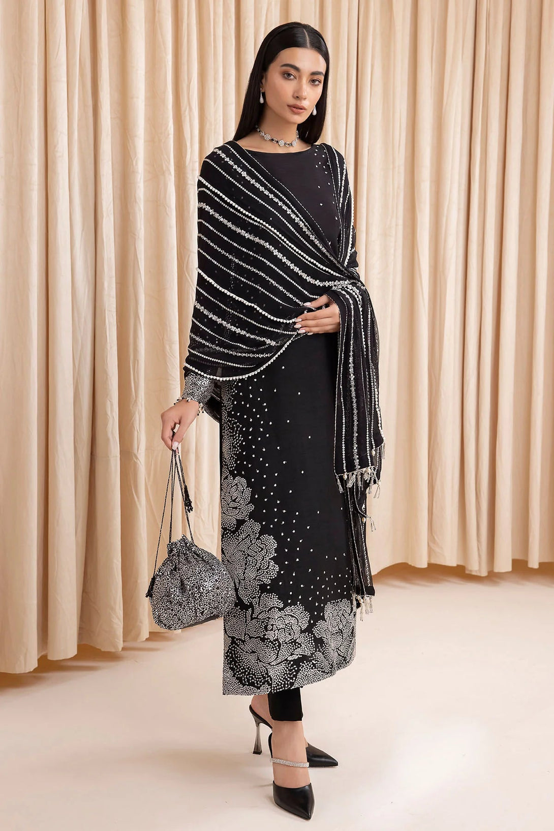 Embroidered Raw Silk UR - 7001 - NEW NAMAL PRET