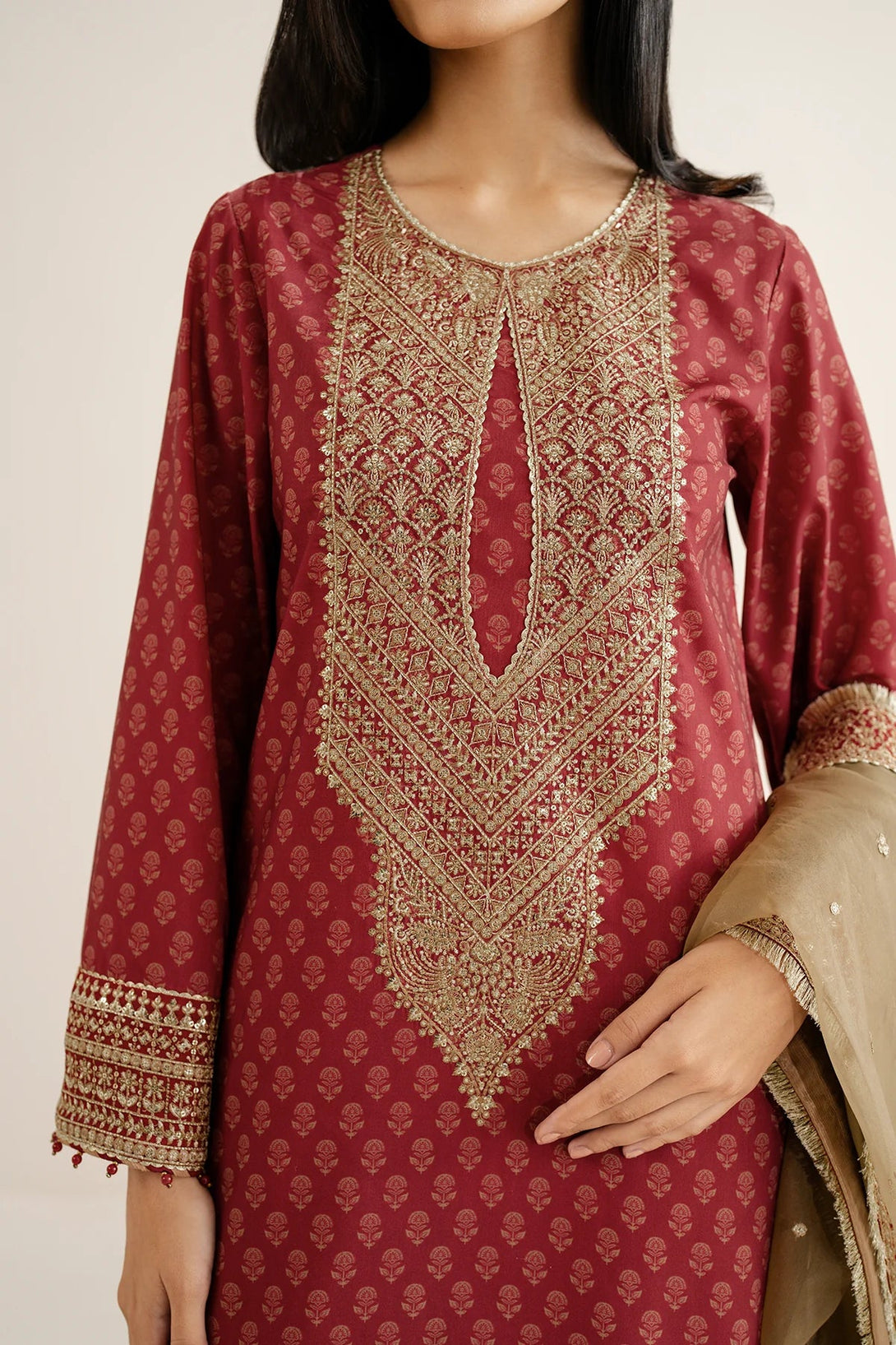 Embroidered Raw Silk UR - 7057 - NEW NAMAL PRET