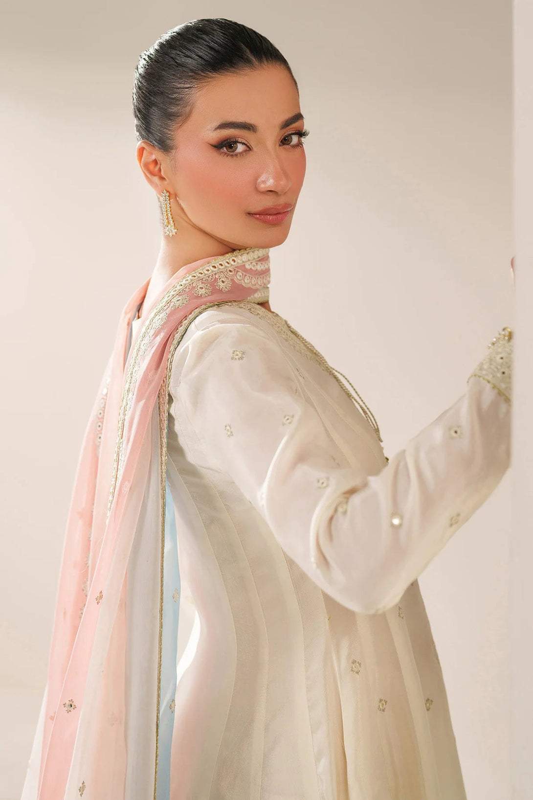 Embroidered Raw Silk UR - 7059 - NEW NAMAL PRET