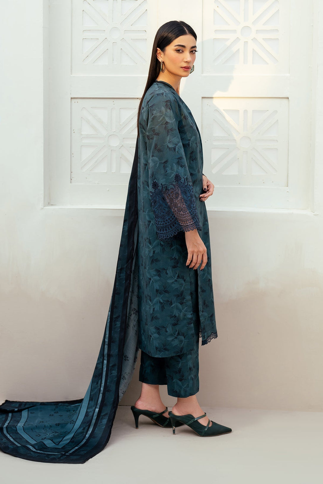 EMBROIDERED VISCOSE UF - 4018 - NEW NAMAL PRET