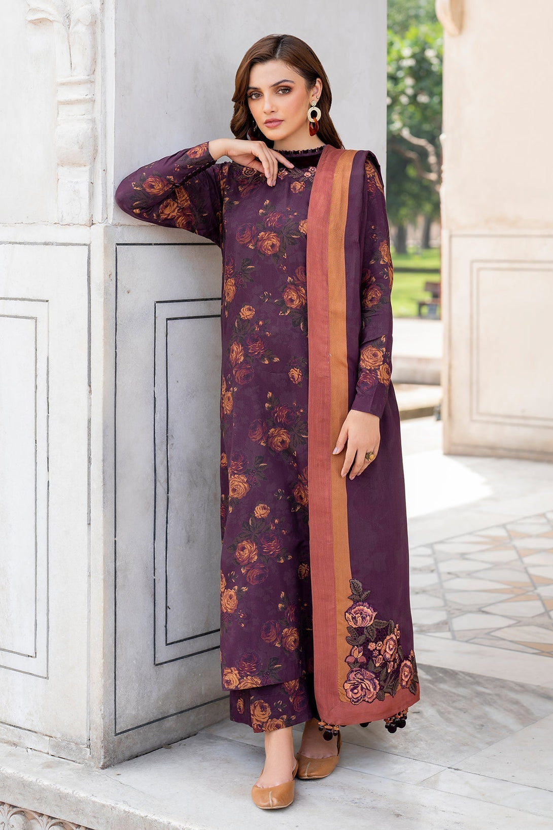 EMBROIDERED VISCOSE UF - 736 - NEW NAMAL PRET