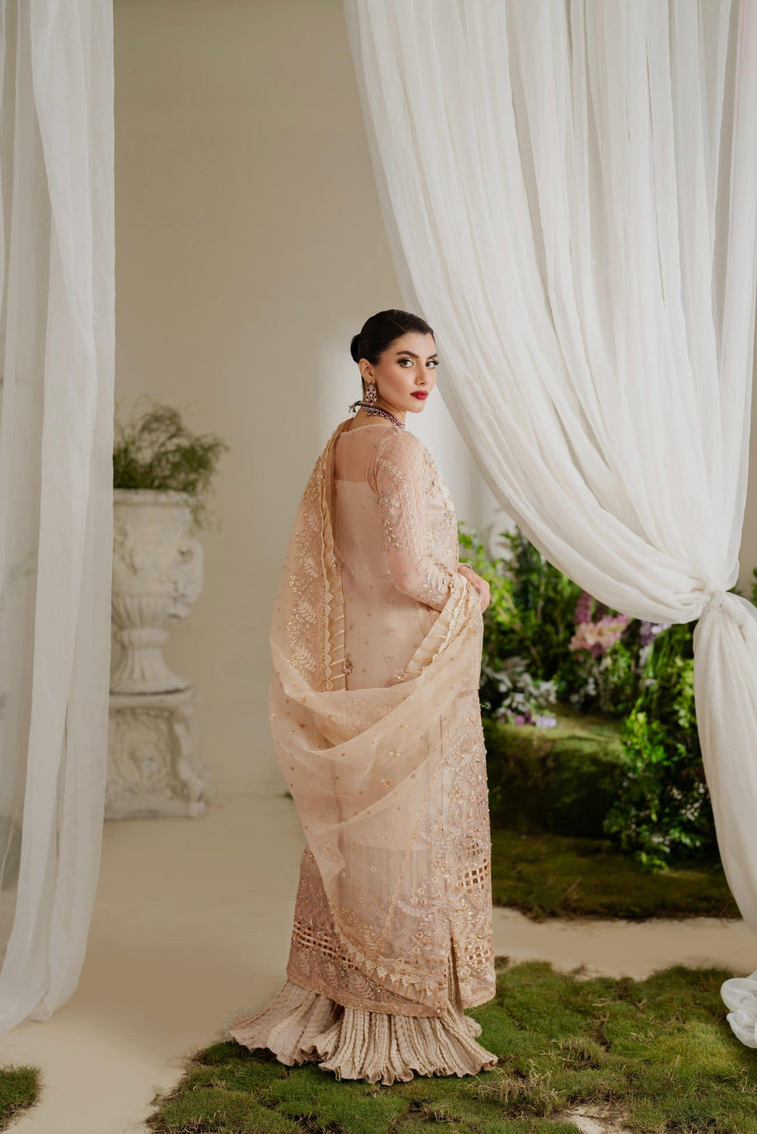 ESRA (FESTIVE FORMAL) - NEW NAMAL PRET