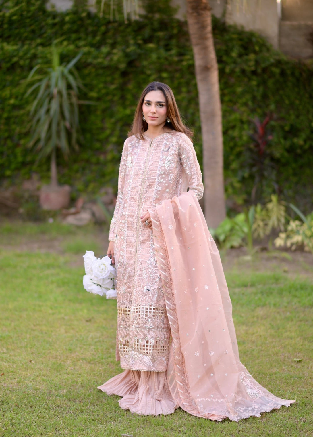 ESRA (FESTIVE FORMAL) - NEW NAMAL PRET