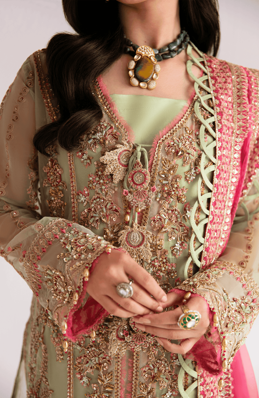 ESRA - NEW NAMAL PRET