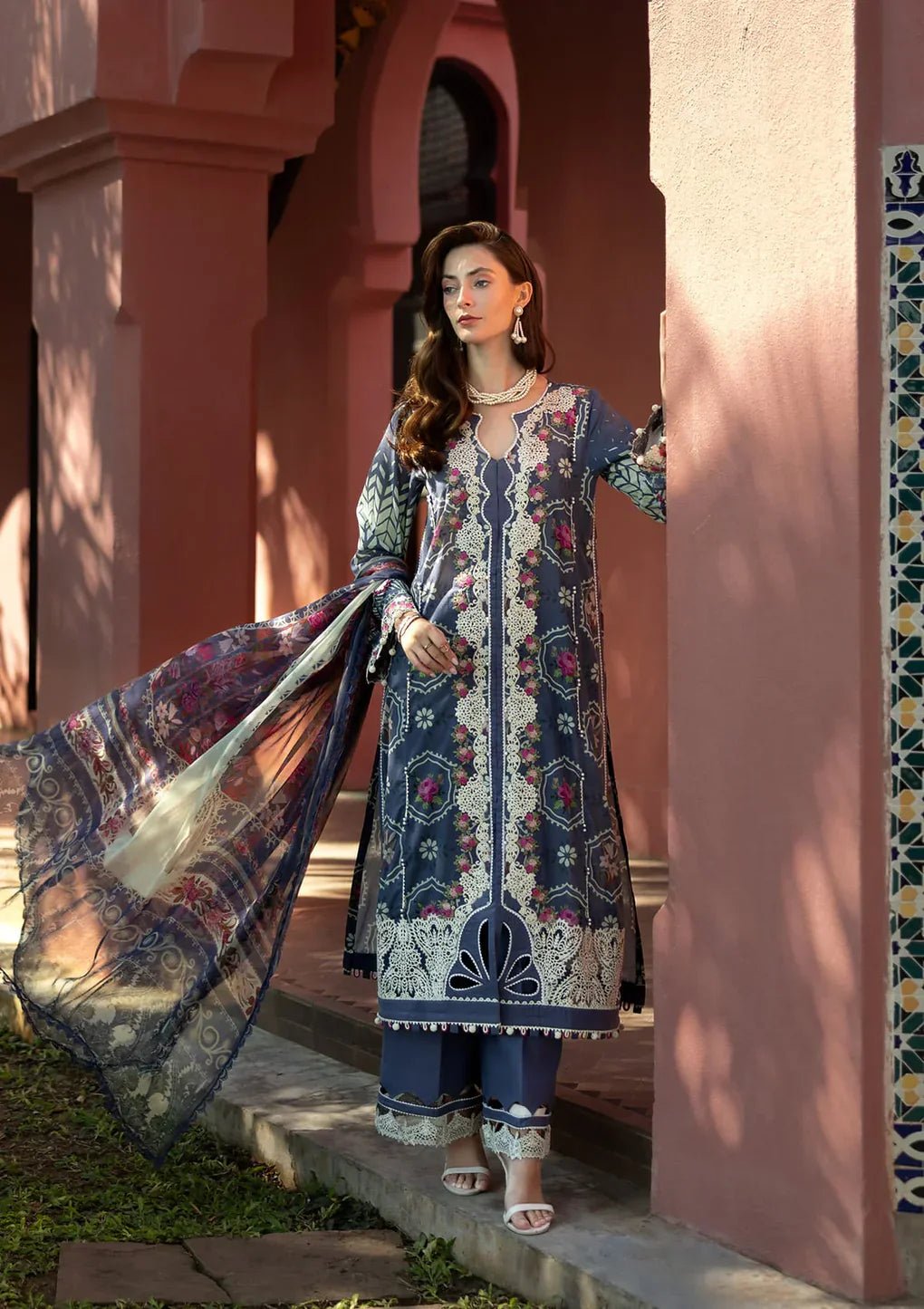 ETS - 04A SYLVIE - NEW NAMAL PRET