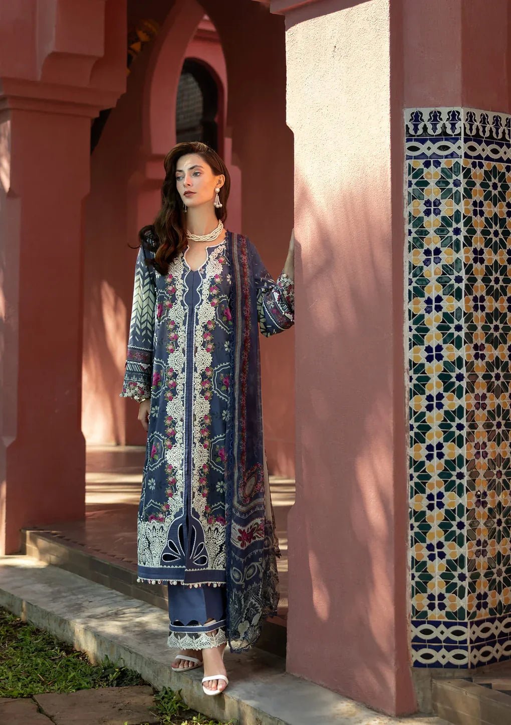 ETS - 04A SYLVIE - NEW NAMAL PRET