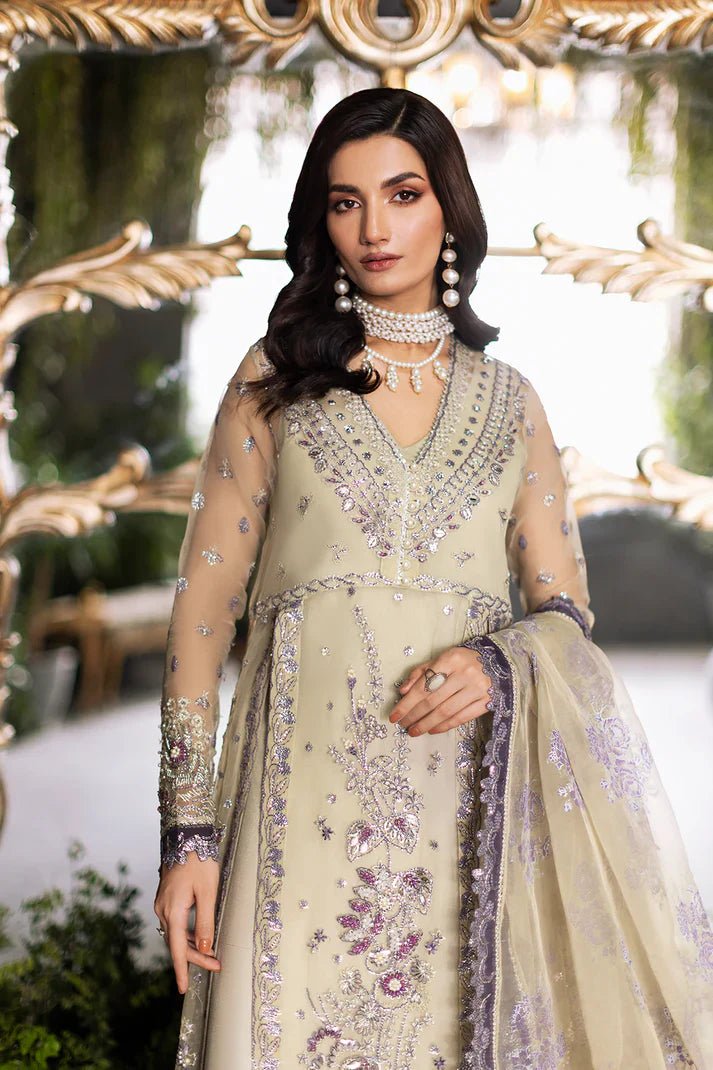 Lucia - NEW NAMAL PRET