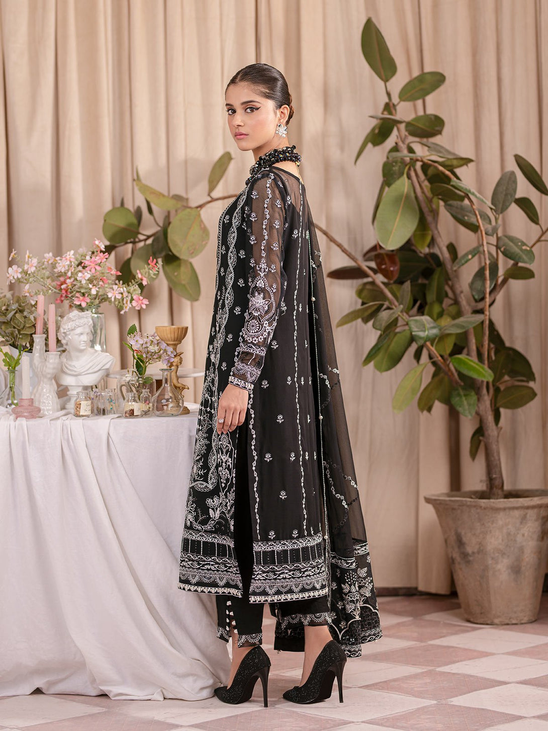 Mahjabeen UC - 01 - NEW NAMAL PRET