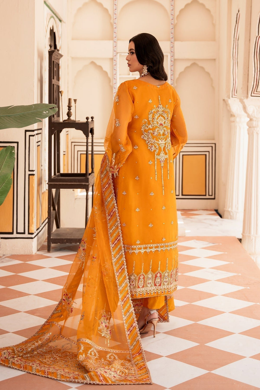 NAZNEEN - NEW NAMAL PRET