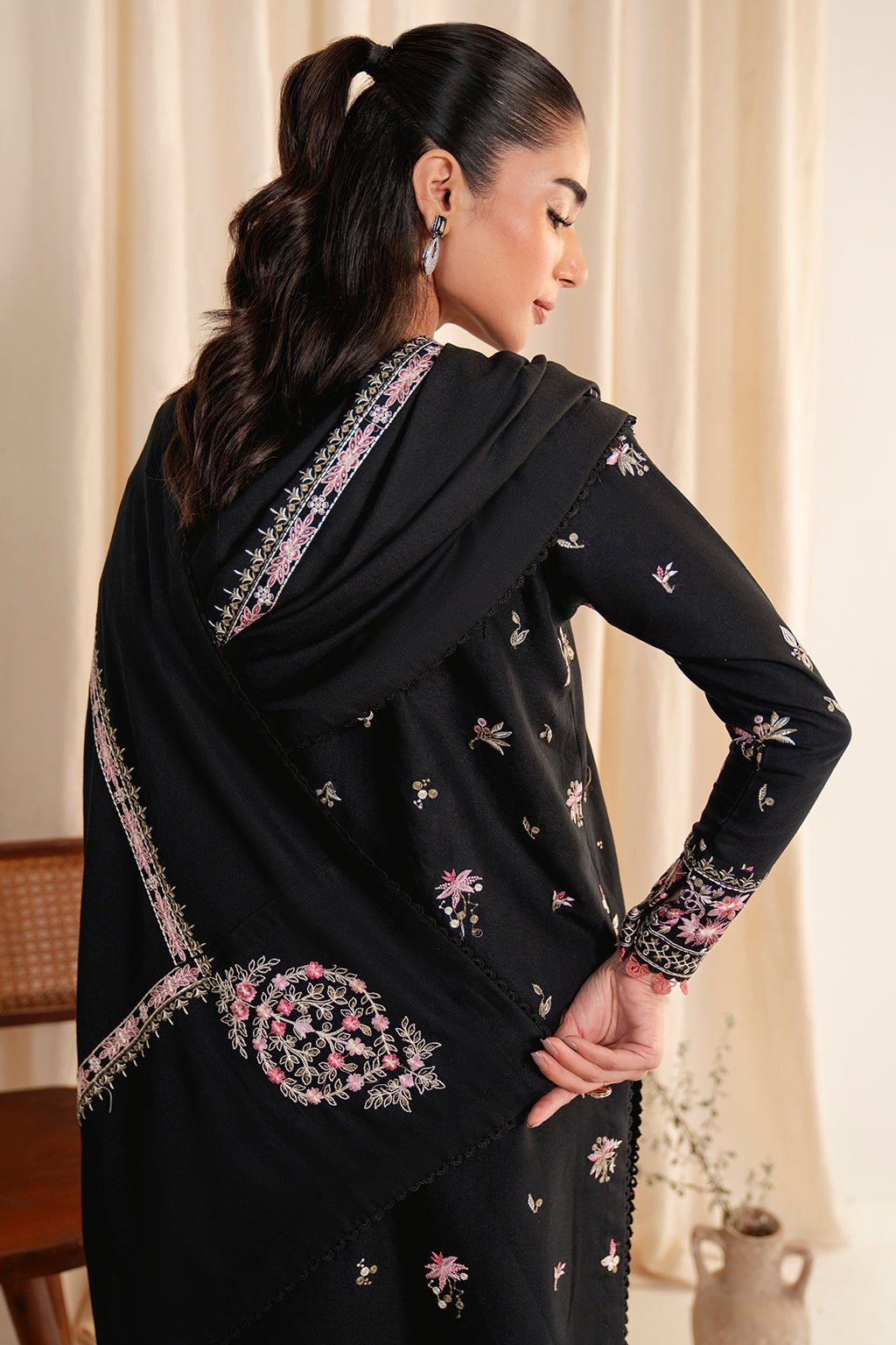 Noir Garden - NEW NAMAL PRET