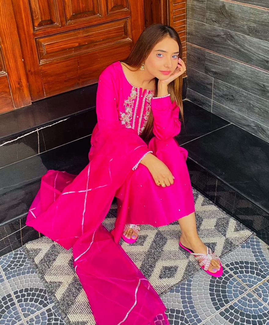 PINE EMBORIDERY SUIT WITH ORGANZA DUPPTA&TROUSER - NEW NAMAL PRET