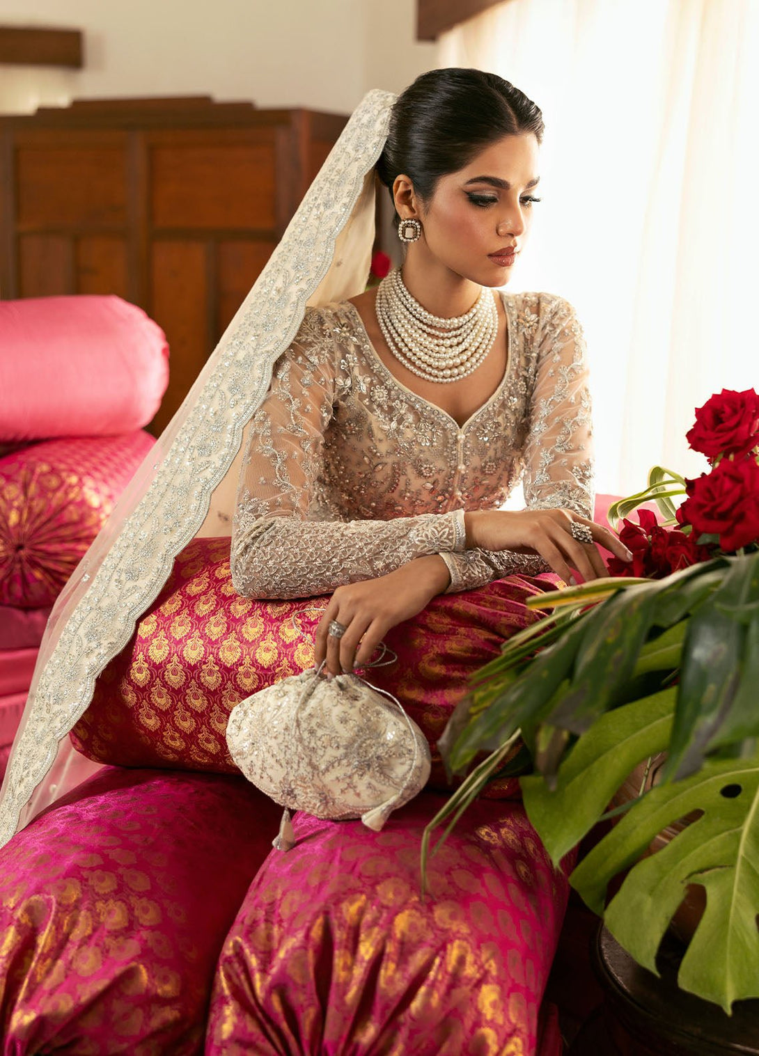 Sitara - NEW NAMAL PRET