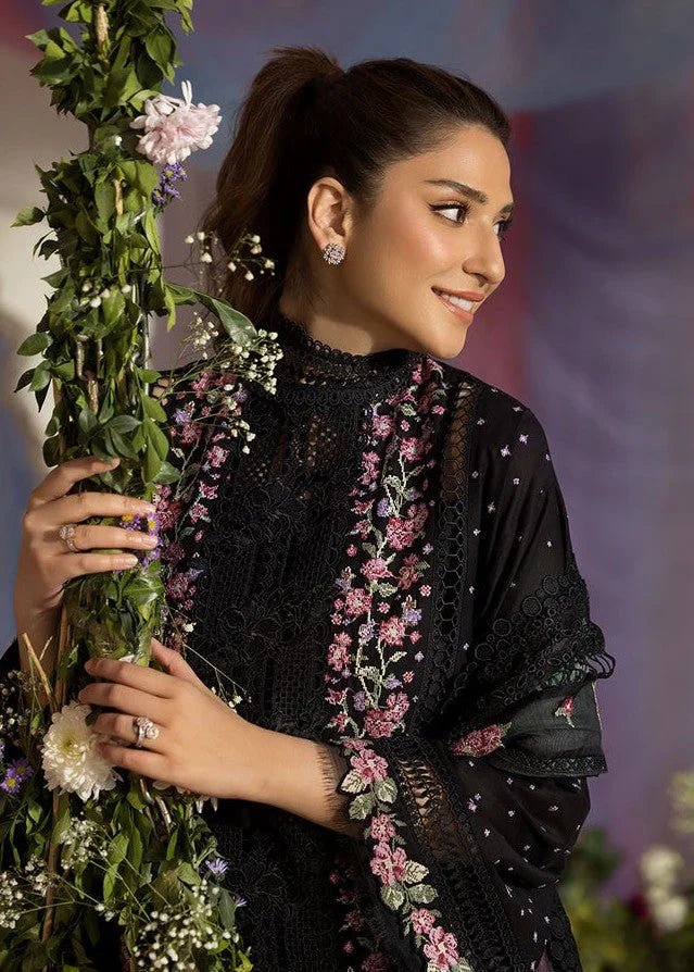 SN - SL25 - 4B - Sobia Nazir - NEW NAMAL PRET