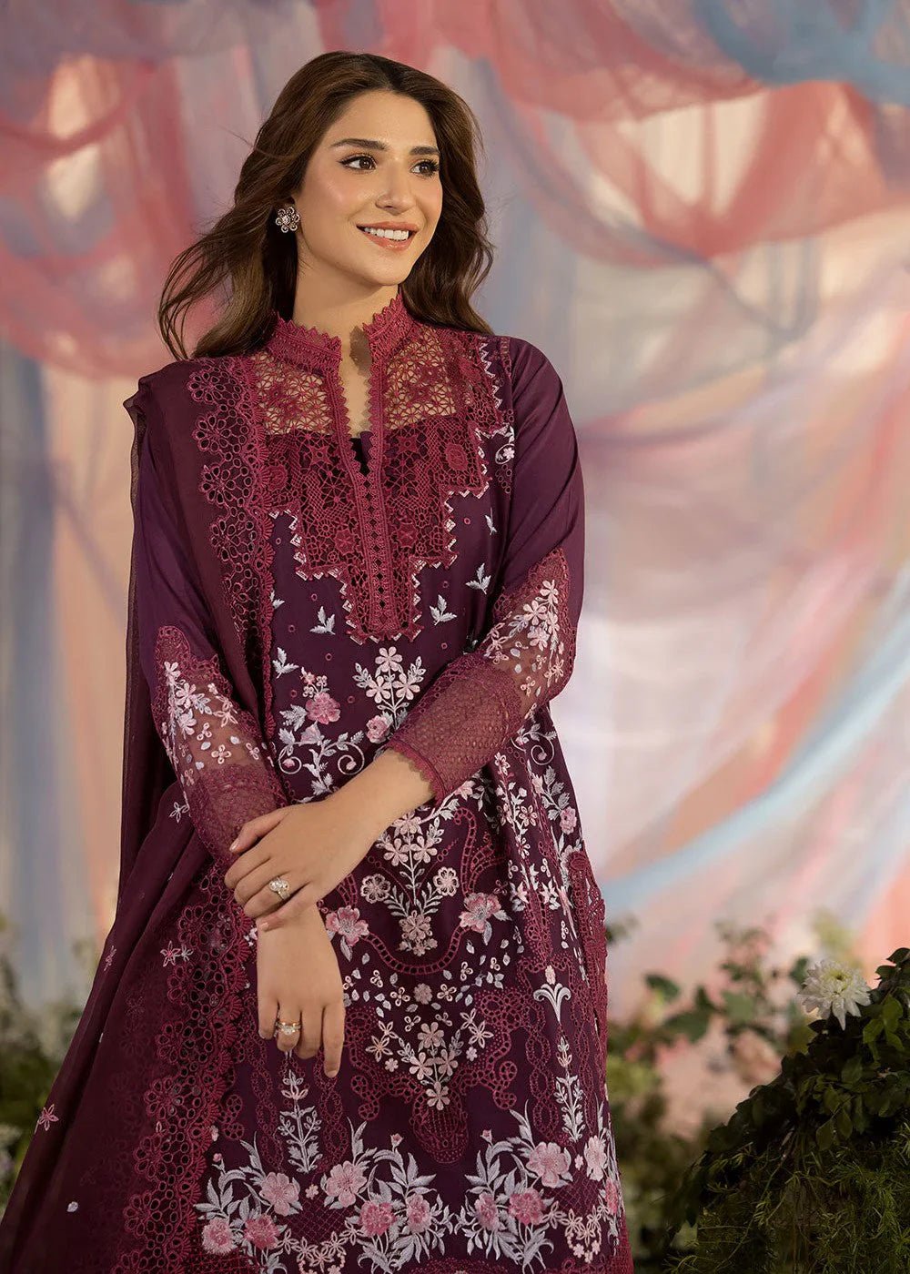 SN - SL25 - 6A - Sobia Nazir - NEW NAMAL PRET