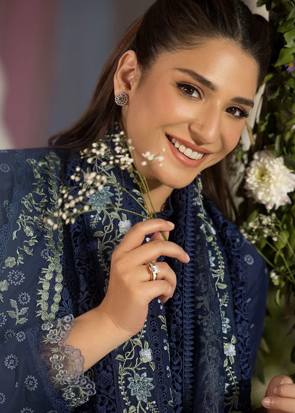 SN - SL25 - 8A - Sobia Nazir - NEW NAMAL PRET