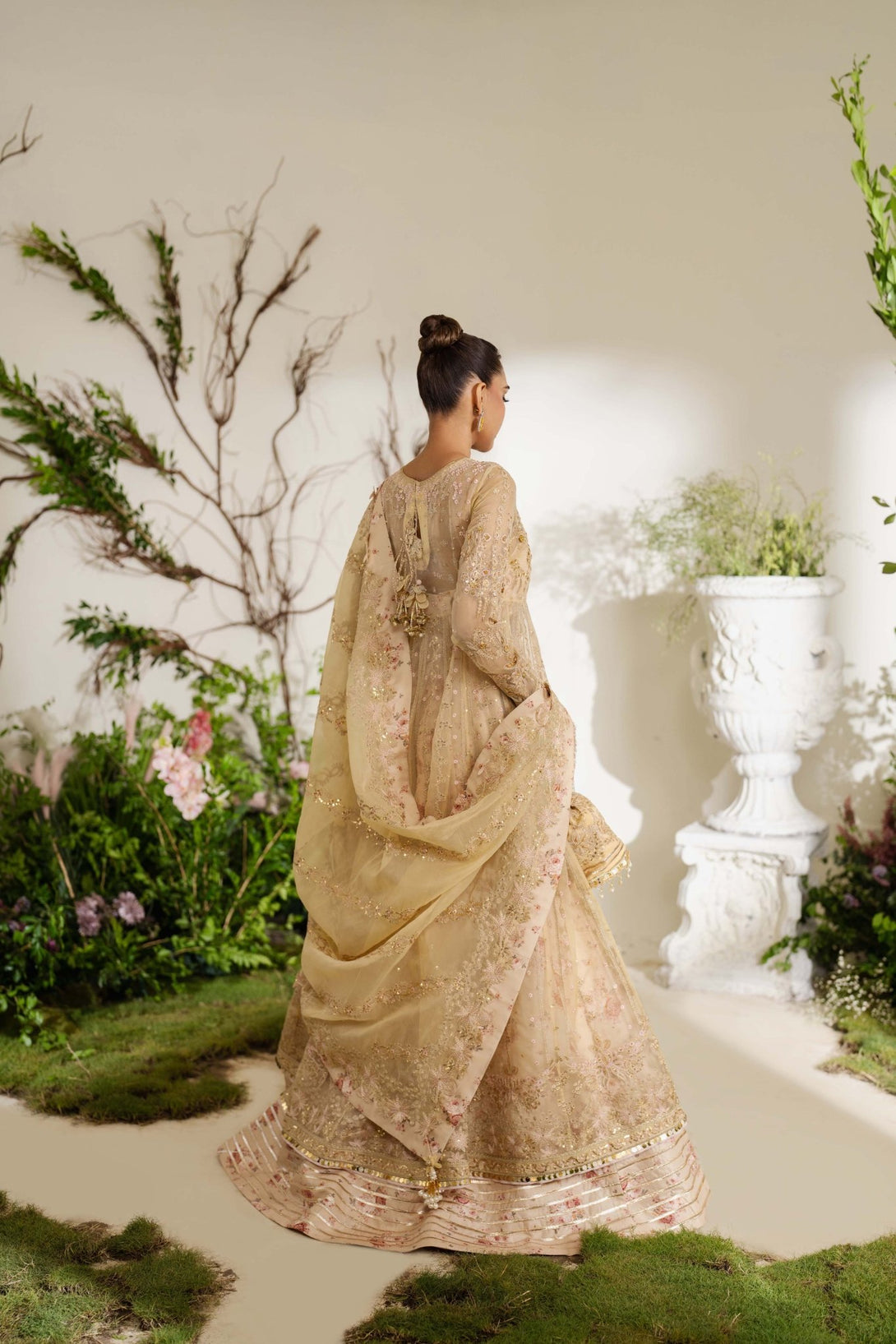 TANIA (FESTIVE FORMAL) - NEW NAMAL PRET
