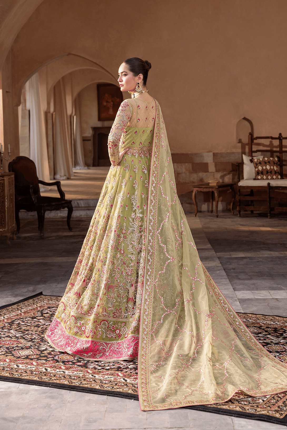 Vivienne - Namal Pret