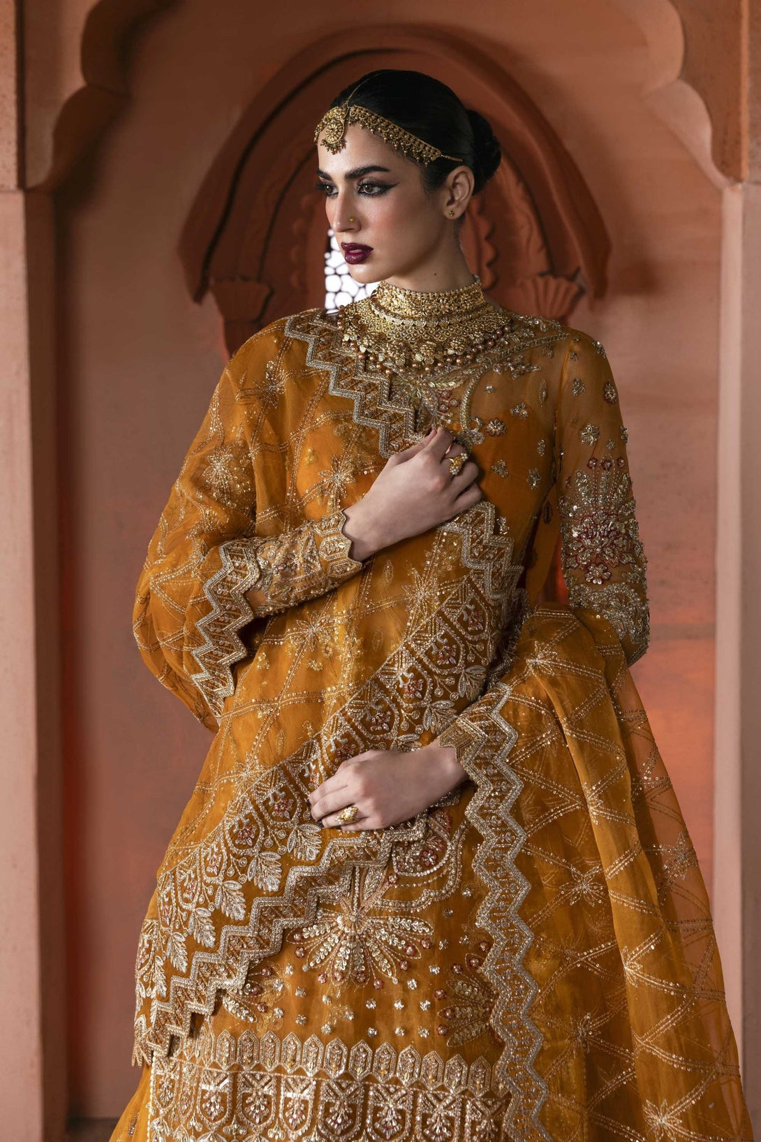 Zareen - 1 - Namal Pret