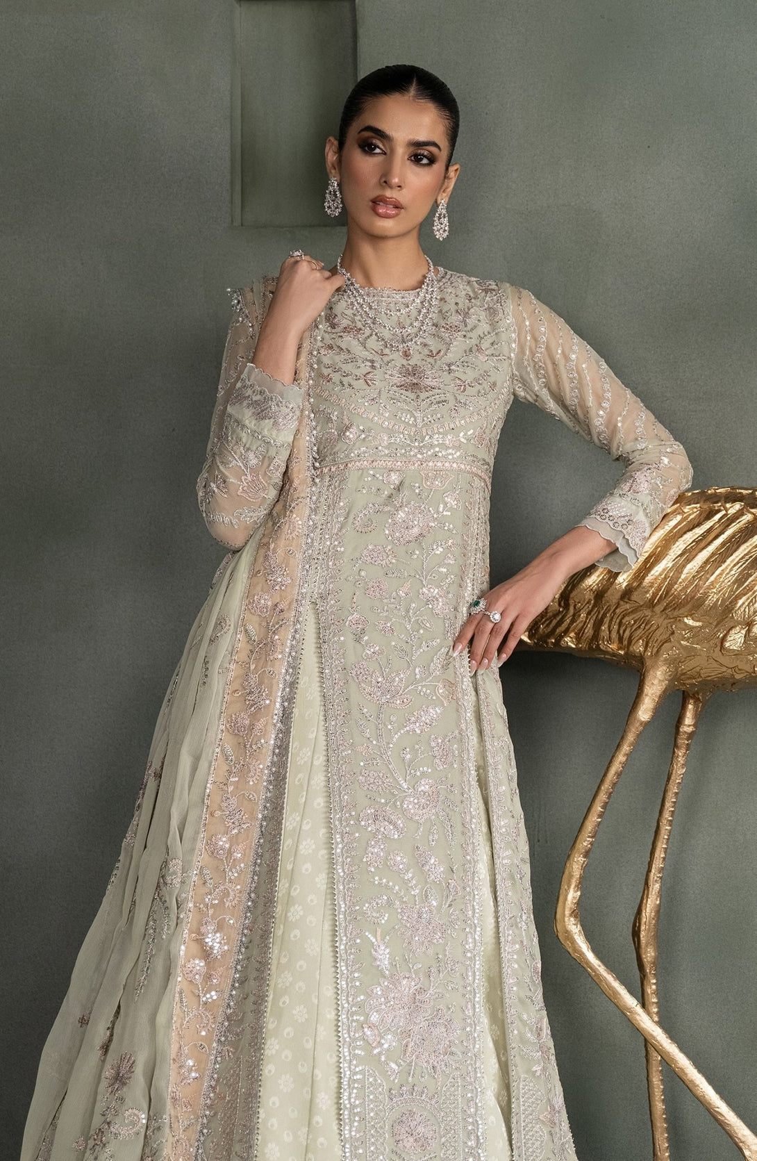 ZHF 05 INARA - NEW NAMAL PRET