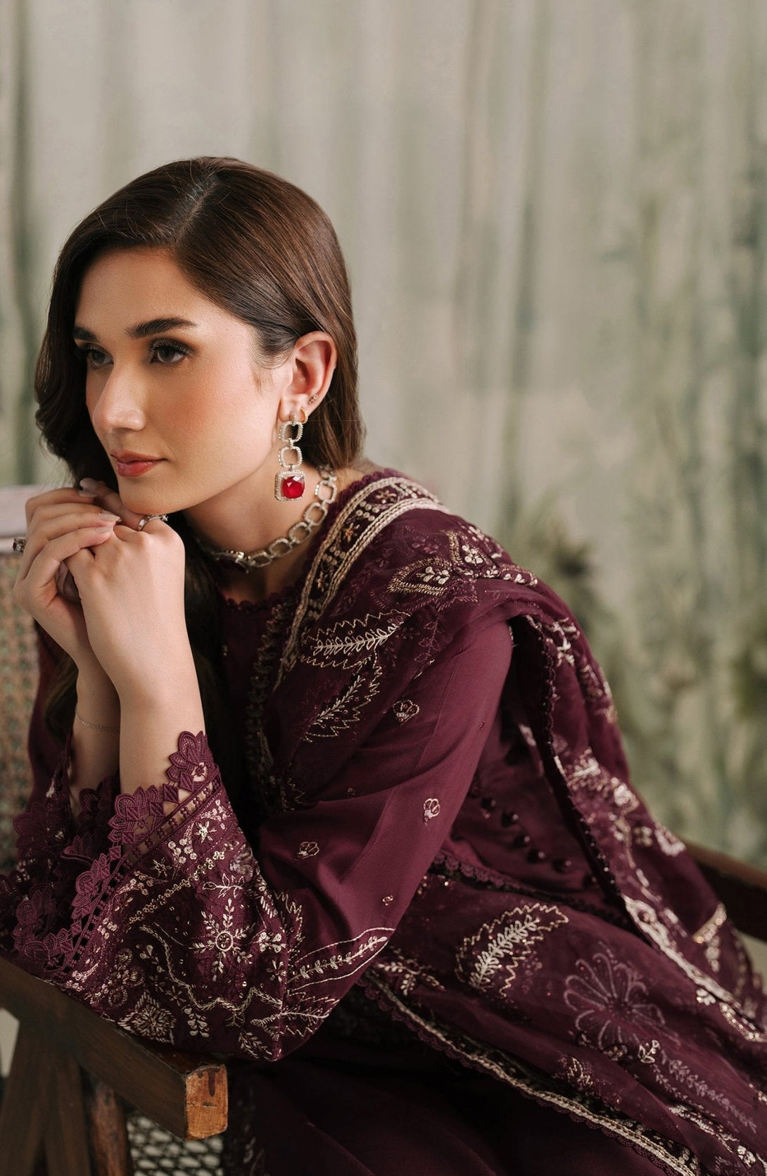 ZRF - RW - 04 LIANA - NEW NAMAL PRET